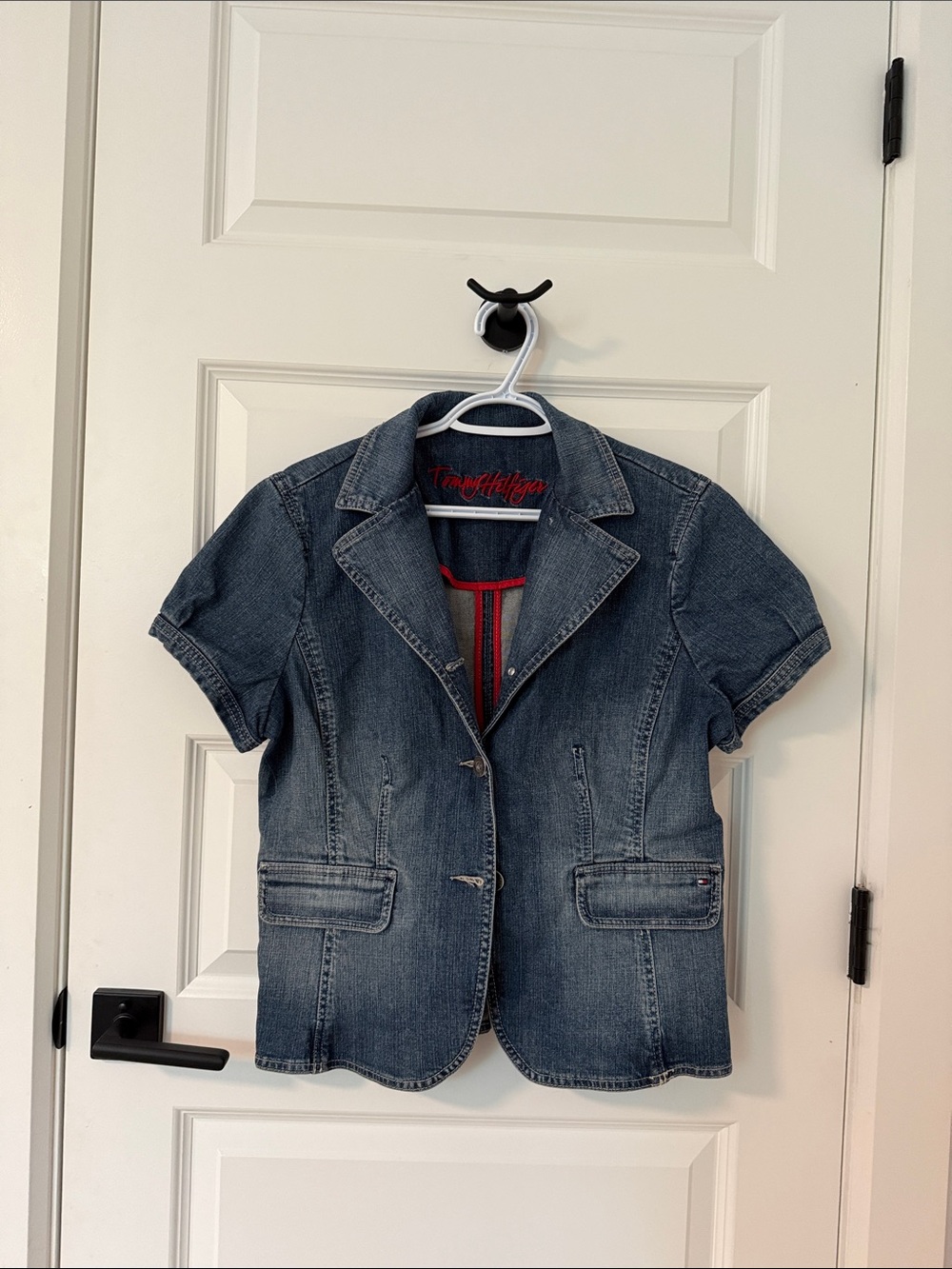 Tommy Hilfiger Women's Short-Sleeve Denim Shirt in Medium Blue